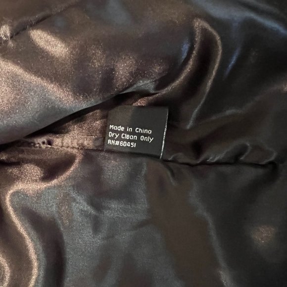 🎉HPx2🎉 Surell for Bloomingdales Deep Navy Rabbit Fur Vest - STUNNING! - Picture 7 of 8